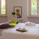 ベッド・アンド・ブレックファスト Il Giardino Dei Semplici